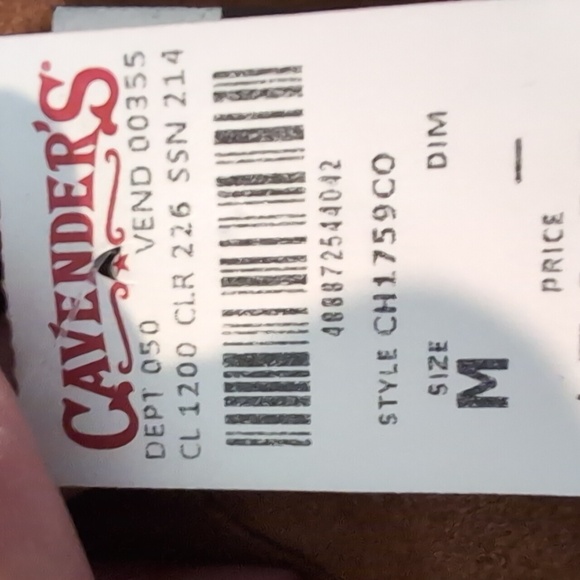 Super cute top for date night. - Picture 4 of 4